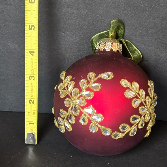 Frontgate Red Glass Christmas Ornaments Set Of 2 Gold Leaf Jeweled Design 4 Inch - Picture 7 of 8